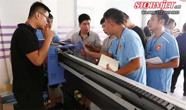 StormJet Eco Solvent Printer Technical Training